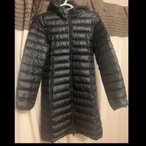 TNA Bravura packable jacket size small black